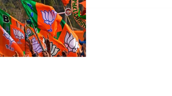 BJP में टिकट पर बवाल, जताई नाराजगी, बुलाई बैठक, दिल्ली पहुंचे कई नेता