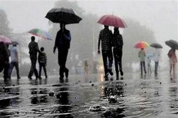 बारिश से जगदलपुर का पारा 12 डिग्री गिरा