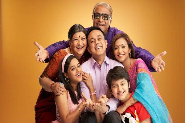 सोनी सब के शो ‘वागले की दुनिया’ ने 3 साल पूरे किएः इस प्रतिष्ठित पारिवारिक ड्रामा में प्रभावशाली कहानी जारी है, जो मध्यम वर्गीय भारतीय परिवार पर असर डालने वाली समस्याओं पर प्रकाश डालती है