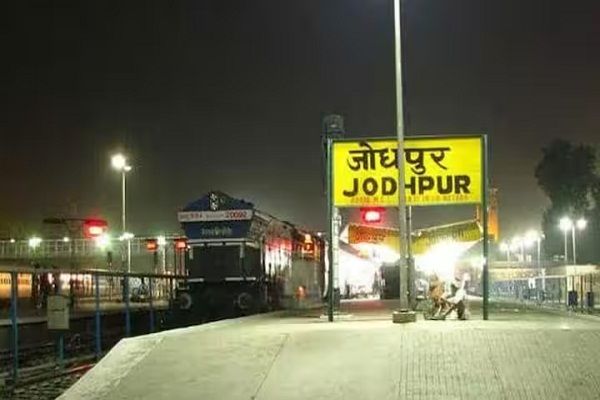 जोधपुर में रेलवे ने बिना टिकट वाले 19 हजार से अधिक यात्रियों से वसूले 81 लाख, अभियान जारी है...