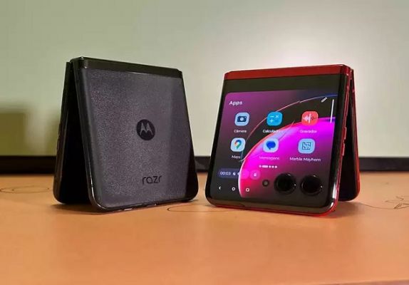 भारत में लॉन्च हुआ Motorola के दो नए फ्लिप फोन, जानिए इसके डिस्प्ले और कैमरा के बारे मे