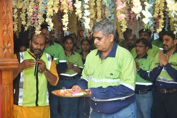 बालको ने आदिशिल्पी श्री विश्वकर्मा की आराधना पर दोहराया सुरक्षा और प्रगति का संकल्प