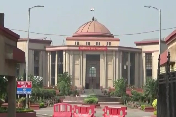 स्कूलों में छत्तीसगढ़ी पढ़ाई की याचिका, हाईकोर्ट ने पूछा &lsquo;याचिका&rsquo; को छत्तीसगढ़ी में क्या बोलते हैं&hellip; जानिए फिर क्या हुआ
