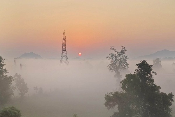 चक्रवाती तूफान से छत्&zwj;तीसगढ़ में बदलेगा मौसम,बारिश के साथ बढ़ेगी ठिठुरन