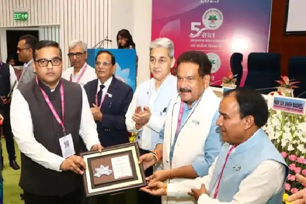 छत्तीसगढ़ ने देश में अपना परचम लहराया एनर्जी, हेल्थ, स्मार्ट शहर के मामले में मिले नेशनल अवॉर्ड