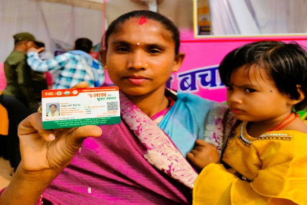 आयुष्मान कार्ड से हुआ नन्ही बच्ची युक्ति का ईलाज
