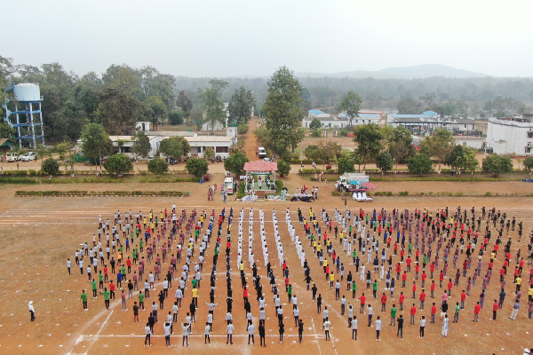 34वॉ राष्ट्रीय सड़क सुरक्षा माह के तहत रक्षित केंद्र में स्कूली बच्चों का जुंबा डांस, रंगोली, चित्रकला, गीत, निबंध, भाषण, 100 मीटर दौड़, फुगड़ी प्रतियोगिता का आयोजन