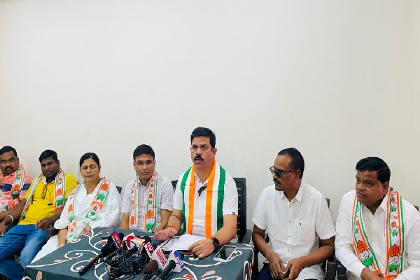 चुनावी चंदा घोटाला के लिए भाजपा की मान्यता रद्द किया जाय- विक्रम मंडावी 