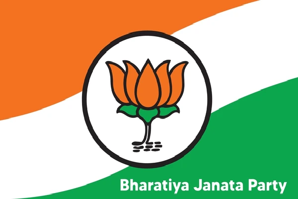 पहले जनता और अब कार्यकर्ता ठुकरा रहे है कांग्रेस के सियासी घमासान पर करारा कटाक्ष, बघेल के बड़बोलेपन को लेकर रोज नया मोर्चा