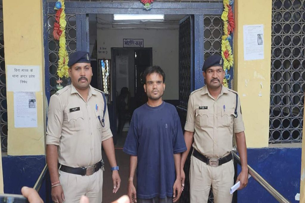 महिला के साथ लिव इन रिलेशनशिप में था युवक, गाली देने पर कर दी हत्या, आरोपी गिरफ्तार