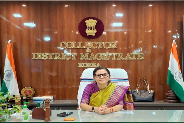 कोरिया जिले की 19वीं कलेक्टर चंदन संजय त्रिपाठी ने संभाला पदभार