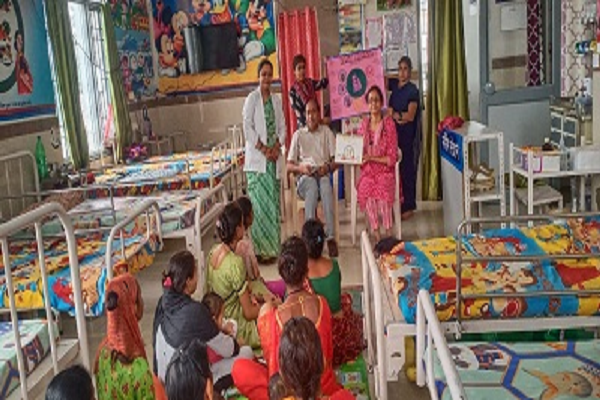 जिला चिकित्सालय के एनआरसी में मनाया गया विश्व स्तनपान सप्ताह