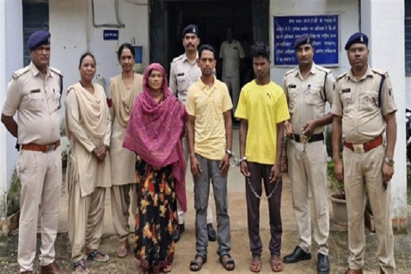 पंट्रोल पंप में 4.80 लाख रूपये लूट करने वाले तीन आरोपी गिरफ्तार