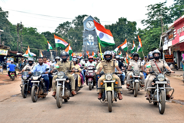  हर घर तिरंगा अभियान के तहत बालोद में निकली  विशाल बाईक रैली