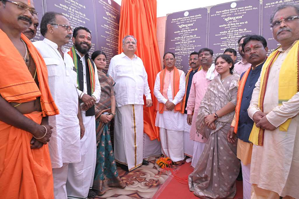 मुख्यमंत्री ने दंतेवाड़ा में किया 167 करोड़ के विकास कार्यों का लोकार्पण-भूमिपूजन