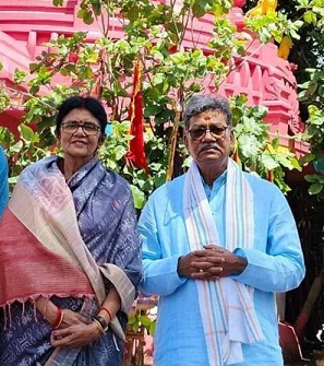 देवी दर्शन के लिए निकले नेता प्रतिपक्ष व सांसद