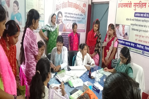 उपमुख्यमंत्री श्री विजय शर्मा के निर्देश पर तरेगांव जंगल, रेंगाखार कला और पिपरिया में हुआ निःशुल्क सोनोग्राफी एवं स्वास्थ्य शिविर