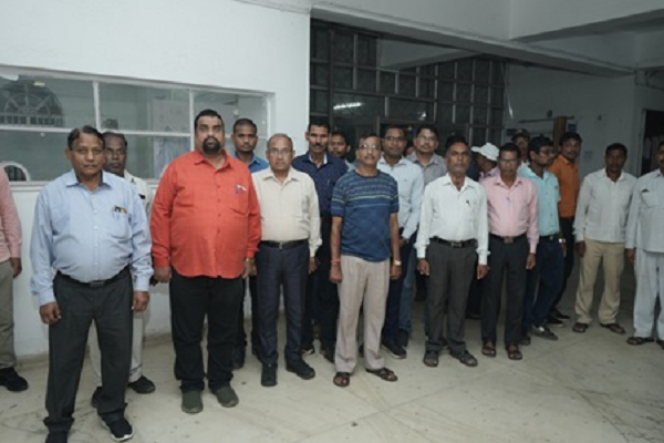 उदय कुमार के निधन पर जिला कार्यालय में मनाया गया शोक