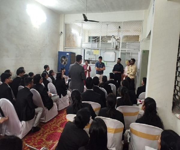 ट्रेनी जजों का प्रशिक्षण भ्रमण कार्यक्रम संपन्न