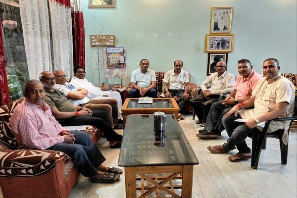 गौ विज्ञान परीक्षा की तैयारी को लेकर हुई बैठक,11 दिसंबर को होगी परीक्षा