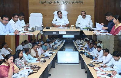 सभी पंचायतों को सहकारी समितियों से जोड़ने करें आवश्यक कार्यवाही : कलेक्टर