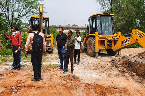 अवैध प्लाटिंग पर फिर चला निगम का बुलडोज़र