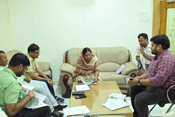 हाथी प्रभावित क्षेत्र में सुविधा विस्तार को लेकर मंत्रणा,सरगुजा विकास प्राधिकरण की बैठक में उठा था मुद्दा