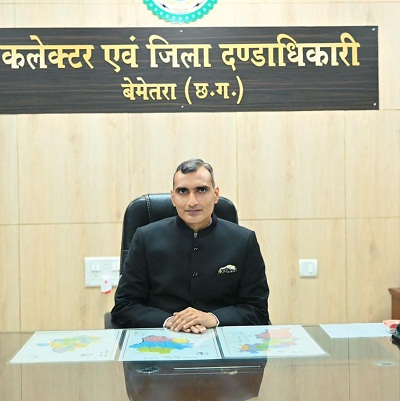 कलेक्टर ने पटाखा विक्रेताओं से किया आग्रह- कम उम्र के बच्चों को सीधे पटाखा न बेचें
