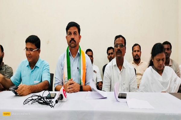 बलरामपुर घटना की जांच उच्च न्यायालय के जज की निगरानी में हो- विक्रम मंडावी 