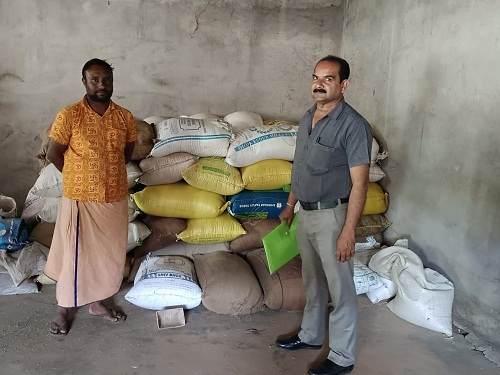 चंदन ट्रेडिंग सरिया एवं महिमा ट्रेडर्स भठली से 120 क्विंटल अवैध धान जप्त