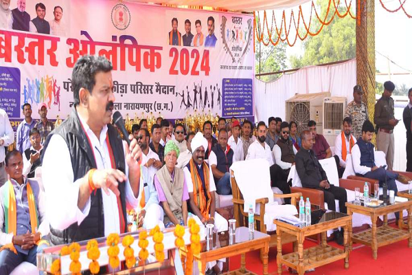 पढ़ाई के साथ-साथ खेल भी जीवन के लिए महत्वपूर्ण है : विजय शर्मा