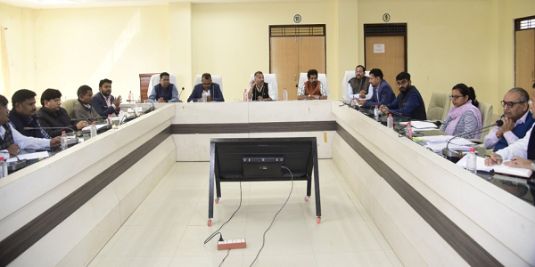 धान खरीदी शासन की प्राथमिकता, उपार्जन केंद्रों का करें निरीक्षण : कलेक्टर