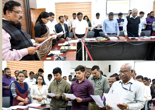 शासकीय कार्यालयों में किया गया संविधान की प्रस्तावना का पठन