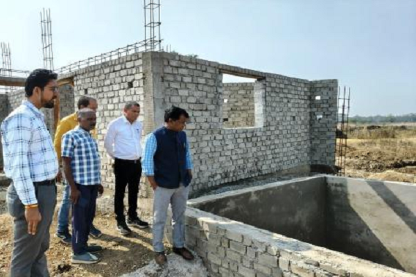 जिला पंचायत सीईओ गोकुल रावटे ने किया विभिन्न ग्राम पंचायतों का दौरा