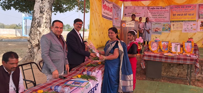 एनएसएस शिविर में बाल अधिकारों की दी गई जानकारी