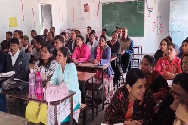 नगर पालिका एवं त्रिस्तरीय पंचायत चुनाव कार्य संपादन कराने, विकासखण्ड स्तरीय प्रशिक्षण संपन्न