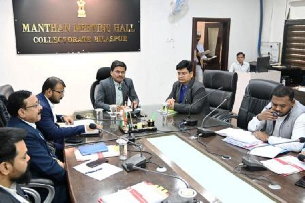 निःशक्तजनों को रोजगार से जोड़ने शहर में बनाया जाएगा दिव्यांग बाजार : कलेक्टर