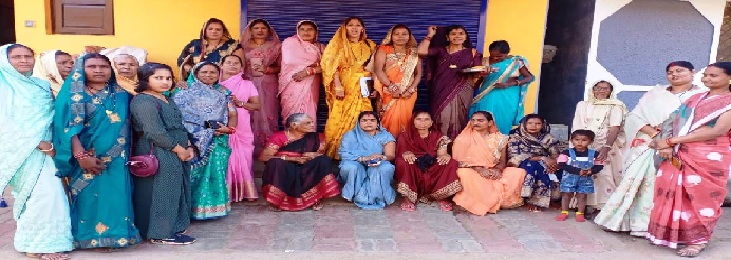महतारी वंदन की राशि को जमा कर अहिरवार समाज की महिलाओं ने बड़े कार्य के लिए निकाला अनूठा रास्ता
