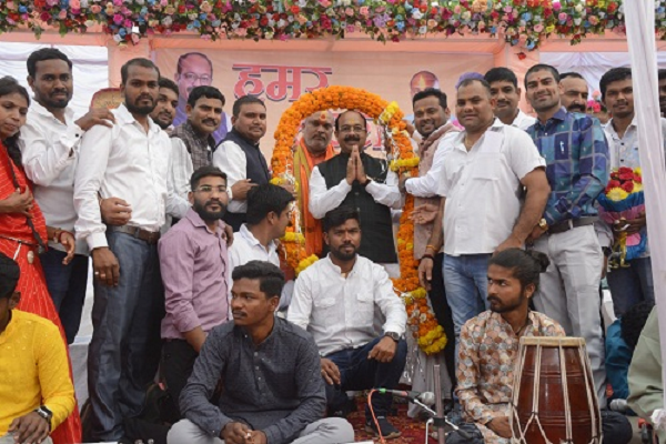 हमर हटरी का उपमुख्यमंत्री ने किया शुभारंभ