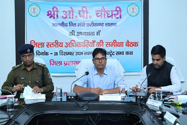 निर्माण कार्यों में गुणवत्ता सर्वोपरि, काम समय से पूरा हो इसका ध्यान रखें : ओपी चौधरी