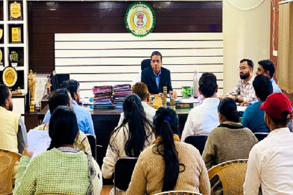  सीईओ ने की पंचायत एवं ग्रामीण विकास विभाग अंतर्गत संचालित योजनाओं की समीक्षा