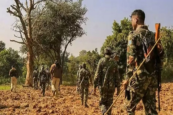 डीआरजी का प्रधान आरक्षक शहीद