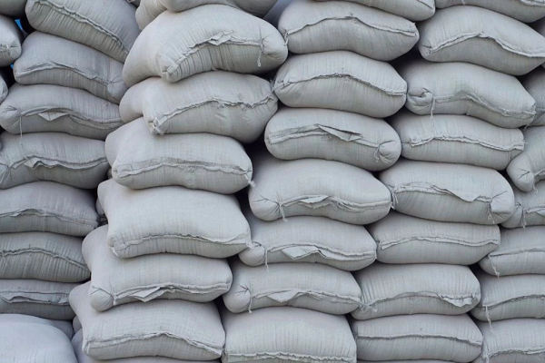 महंगी होती सीमेंट का मुद्दा वित्त मंत्री निर्मला सीतारमण तक पहुंचा&hellip; सांसद ने लिखी चिट्ठी