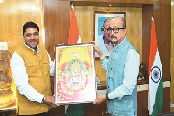 भिलाई कैन डू पर्वत फाउंडेशन के फाउंडर अतुल पर्वत ने की राज्यपाल से मुलाकात