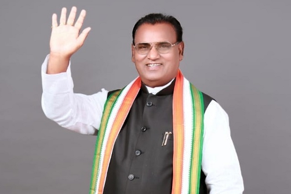 खुंटे ने छोड़ा कांग्रेस का साथ, पार्टी को लगा बड़ा झटका...