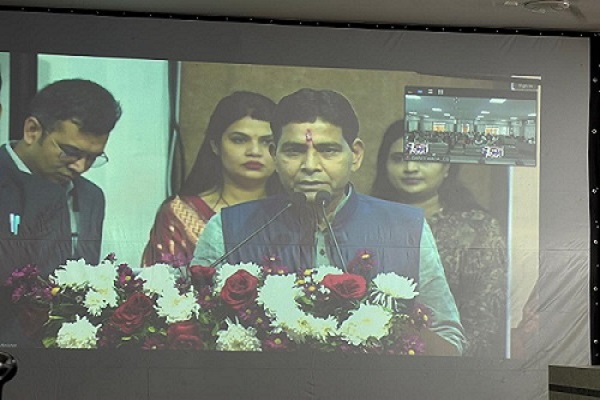  मुख्यमंत्री विष्णु देव साय ने वीडियो कांफ्रेंसिंग के माध्यम से किया पंडित दीनदयाल उपाध्याय भूमिहीन कृषि मजदूर *कल्याण योजना का शुभारंभ. 