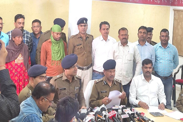 धरसींवा में माँ-बेटी के अंधे कत्ल का खुलासा, 2 आरोपी गिरफ्तार