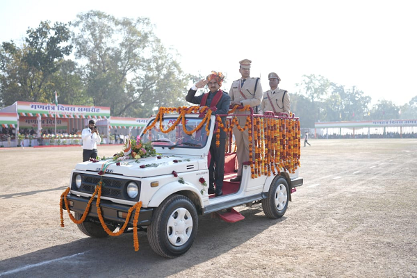 कोरबा में केंद्रीय राज्य मंत्री तोखन साहू ने किया ध्वजारोहण
