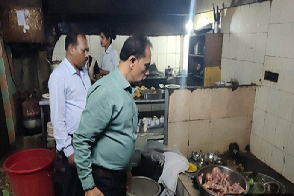 बर्ड फ्लू नियंत्रण के निर्देशों का उल्लंघन, 8 होटलों पर 65 हजार का लगाया जुर्माना