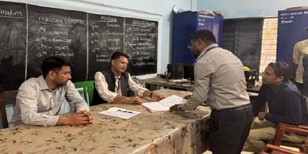 गोबरा-नवापारा : व्यय प्रेक्षक ने किया अभ्यर्थियों के प्रस्तुत लेखाओं की जांच